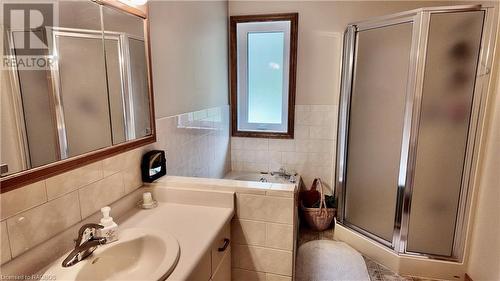 963 Boardwalk Street, Huron-Kinloss, ON - Indoor Photo Showing Bathroom