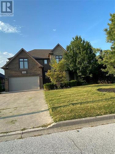 1081 Woodland Crescent, Lakeshore, ON - Outdoor