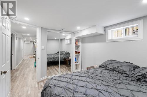 10240 Eastcourt Drive, Windsor, ON - Indoor Photo Showing Bedroom