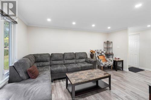 10240 Eastcourt Drive, Windsor, ON - Indoor