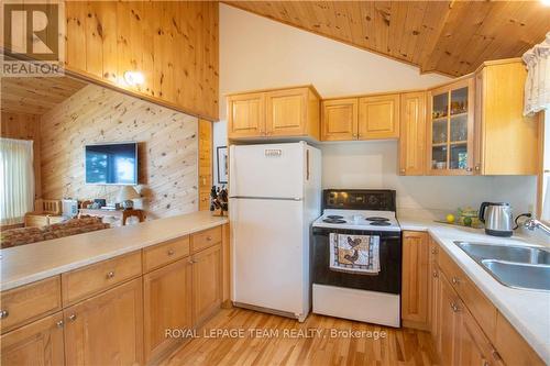 Lt1,443,Lt3 Weglarz Road, Madawaska Valley, ON - Indoor Photo Showing Kitchen With Double Sink