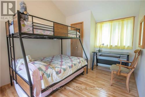 Lt1,443,Lt3 Weglarz Road, Madawaska Valley, ON - Indoor Photo Showing Bedroom