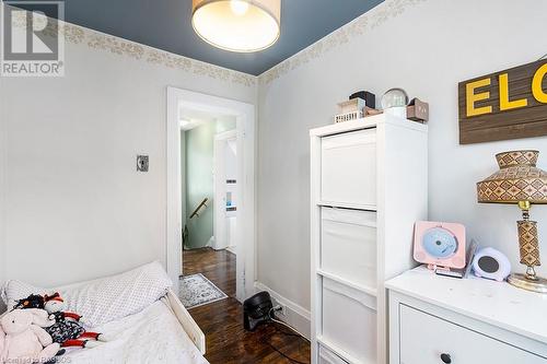 1131 4Th Avenue W, Owen Sound, ON - Indoor Photo Showing Bedroom