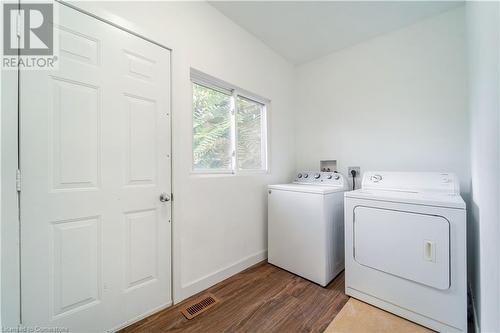 305 Cannon Street E, Hamilton, ON - Indoor Photo Showing Laundry Room