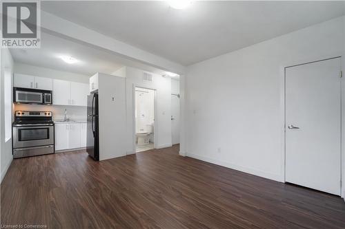 305 Cannon Street E, Hamilton, ON - Indoor Photo Showing Kitchen