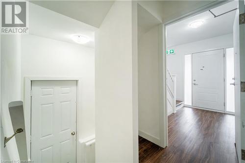 305 Cannon Street E, Hamilton, ON - Indoor Photo Showing Other Room