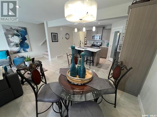 3250 Daphne Street, Regina, SK - Indoor Photo Showing Dining Room