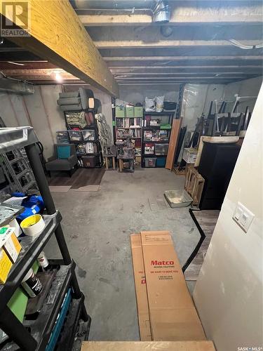 3250 Daphne Street, Regina, SK - Indoor Photo Showing Garage