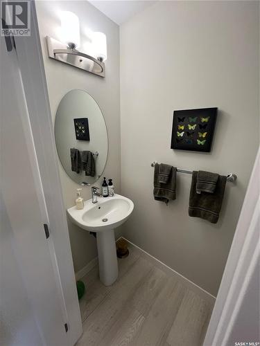 3250 Daphne Street, Regina, SK - Indoor Photo Showing Bathroom