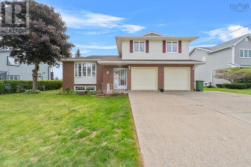 3 Casavechia Court, Dartmouth, NS 