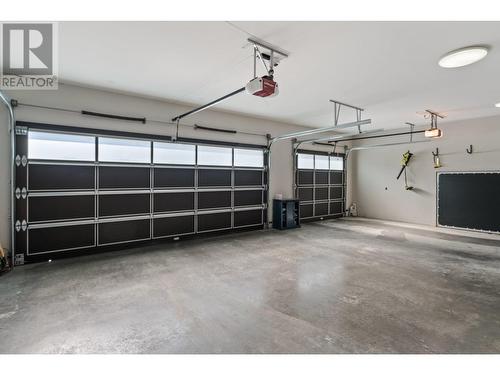 1789 Diamond View Drive, West Kelowna, BC - Indoor Photo Showing Garage