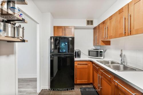 204 - 20 Forest Manor Road, Toronto, ON - Indoor Photo Showing Kitchen With Double Sink