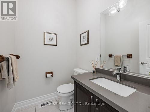 14 Baleberry Crescent, East Gwillimbury, ON - Indoor Photo Showing Bathroom