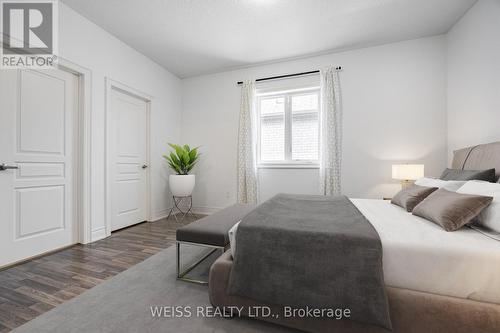 14 Baleberry Crescent, East Gwillimbury, ON - Indoor Photo Showing Bedroom