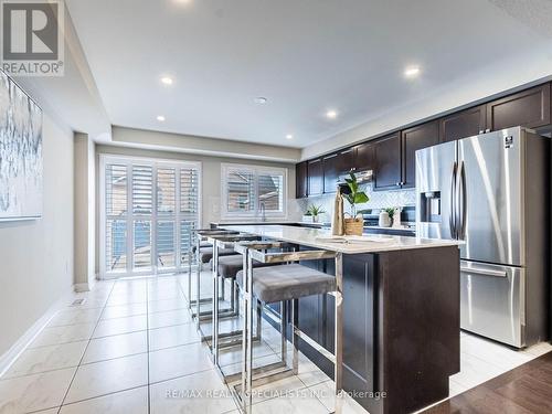 29 Finegan Circle, Brampton, ON - Indoor Photo Showing Kitchen With Stainless Steel Kitchen With Upgraded Kitchen