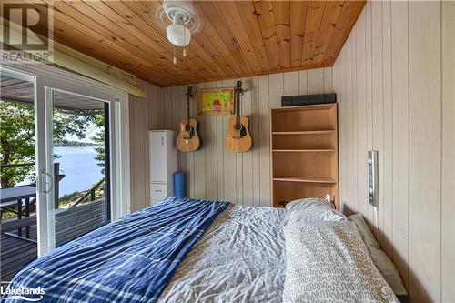 2910 Maclean Lk N S Rd Road, Port Severn, ON - Indoor Photo Showing Bedroom