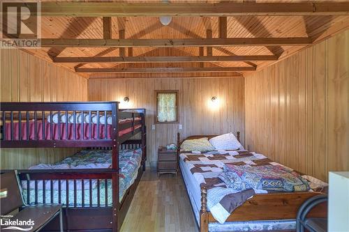 2910 Maclean Lk N S Rd Road, Port Severn, ON - Indoor Photo Showing Bedroom