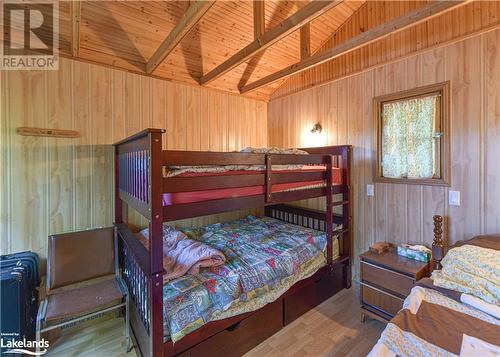 2910 Maclean Lk N S Rd Road, Port Severn, ON - Indoor Photo Showing Bedroom