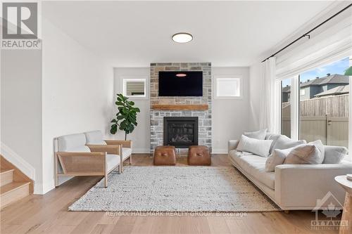 612 Enclave Lane, Clarence-Rockland, ON - Indoor Photo Showing Living Room With Fireplace