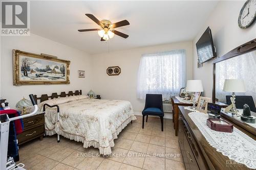 46&50 Fifth Street E, South Dundas, ON - Indoor Photo Showing Bedroom