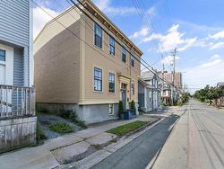 2048 Creighton Street  Halifax, NS B3K 3R2