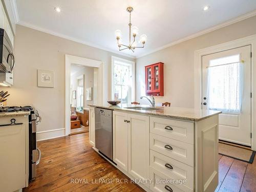 12 Bythia St, Orangeville, ON - Indoor Photo Showing Kitchen