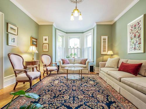 12 Bythia St, Orangeville, ON - Indoor Photo Showing Living Room