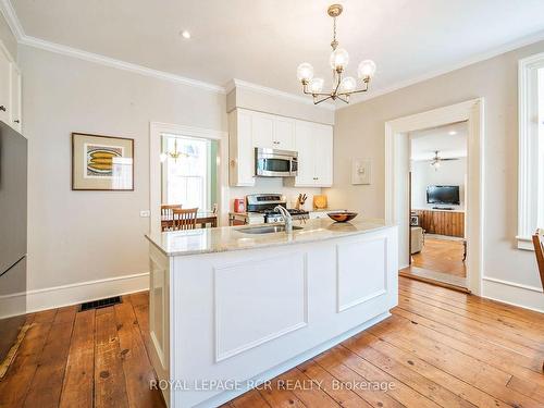 12 Bythia St, Orangeville, ON - Indoor Photo Showing Kitchen