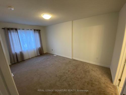 96 Baker St, Thorold, ON - Indoor Photo Showing Other Room