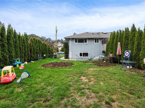 4021 Century Rd, Saanich, BC 