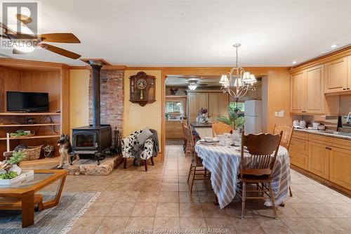 4 Pulley Road, Leamington, ON - Indoor Photo Showing Dining Room