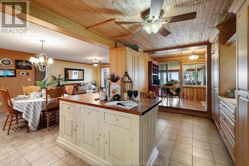 4 Pulley Road, Leamington, ON - Indoor Photo Showing Dining Room