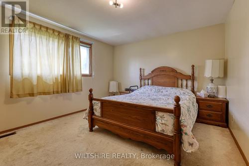 1090 Colonel Talbot Road, Norfolk (South Middleton), ON - Indoor Photo Showing Bedroom