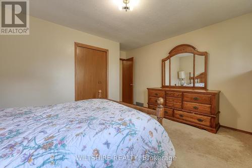 1090 Colonel Talbot Road, Norfolk (South Middleton), ON - Indoor Photo Showing Bedroom