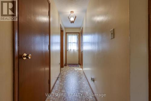 1090 Colonel Talbot Road, Norfolk (South Middleton), ON - Indoor Photo Showing Other Room