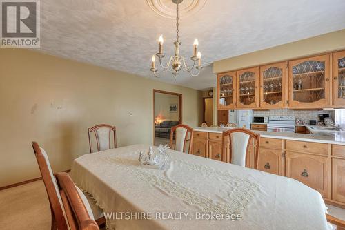 1090 Colonel Talbot Road, Norfolk (South Middleton), ON - Indoor Photo Showing Dining Room