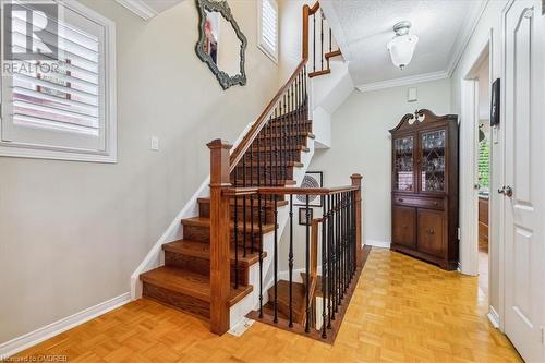 39 Chester Street, Oakville, ON - Indoor Photo Showing Other Room