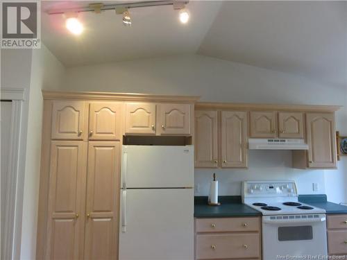 18 Windermere Court, Rothesay, NB - Indoor Photo Showing Kitchen