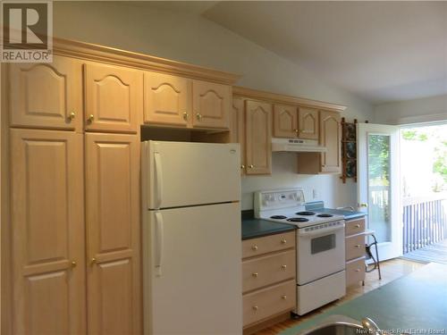 18 Windermere Court, Rothesay, NB - Indoor Photo Showing Kitchen