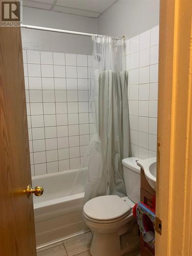 42 Cathcart St, Sault Ste. Marie, ON - Indoor Photo Showing Bathroom