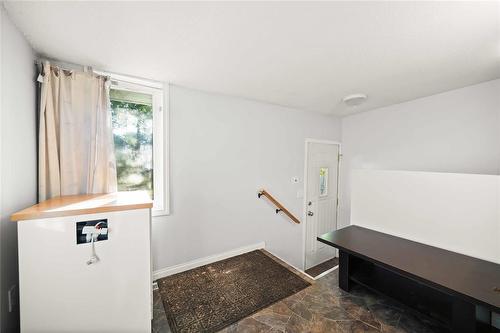 163 Collegiate Street, Winnipeg, MB - Indoor Photo Showing Bathroom