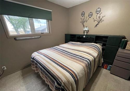 121133 87W Road, Mccreary, MB - Indoor Photo Showing Bedroom