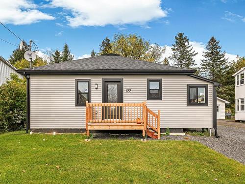 Frontage - 123 Rue Gendreau, Coaticook, QC - Outdoor