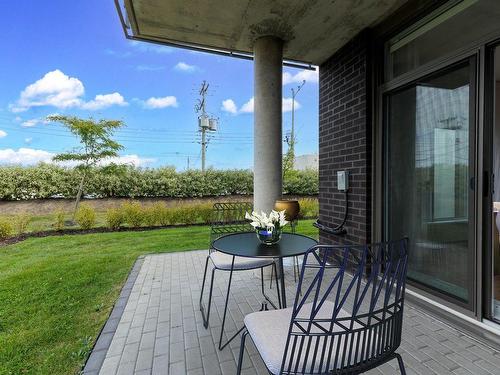 Backyard - 114-355 Boul. Brunswick, Pointe-Claire, QC - Outdoor With Deck Patio Veranda