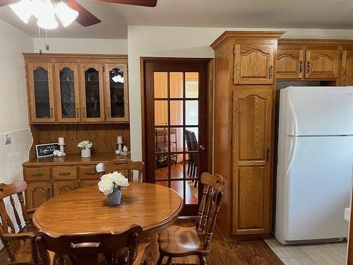 195 Seneca Place, Thunder Bay, ON - Indoor Photo Showing Dining Room