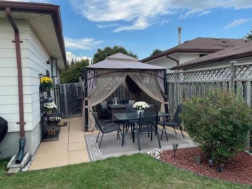 195 Seneca Place, Thunder Bay, ON - Outdoor With Deck Patio Veranda With Exterior