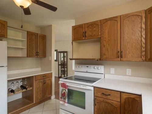 1155 Candy Mountain Dr, Neebing, ON - Indoor Photo Showing Kitchen