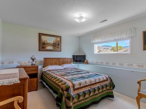 215 O'Connor Road, Kamloops, BC - Indoor Photo Showing Bedroom