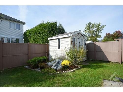 2208 Clendenan Crescent, Ottawa, ON 