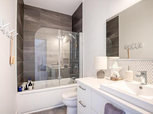 Bathroom - 1329 Rue Des Tilleuls, Saint-Bruno-De-Montarville, QC 